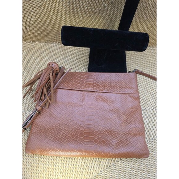 The Sak Collective Leather‎ Tomboy Crossbody Bag With Tassel Accent In Tan - Picture 14 of 16